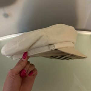 Vintage Burberry (authentic) cap tan